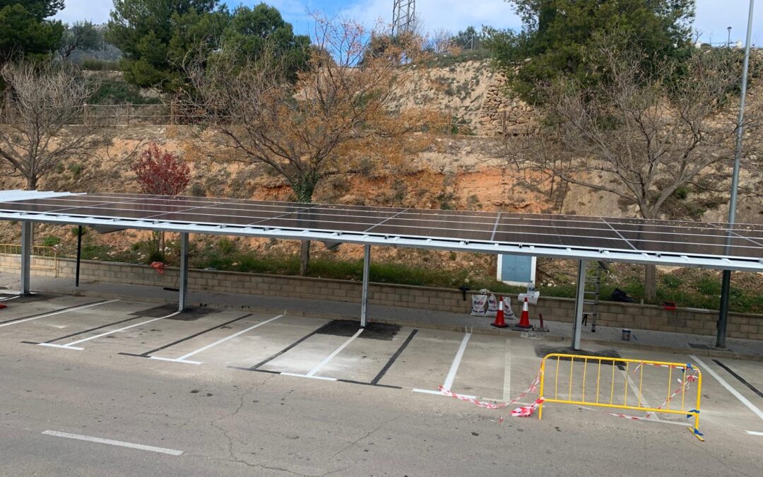 Marquesina fotovoltaica para autoconsumo colectivo en Polígono Cotes Altes (Alcoy, Alicante)