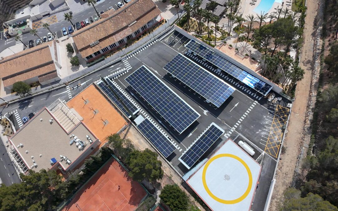 Instalación de un parking solar fotovoltaico de 200 kWn para autoconsumo en el hotel ZEM Wellness Clinic Altea