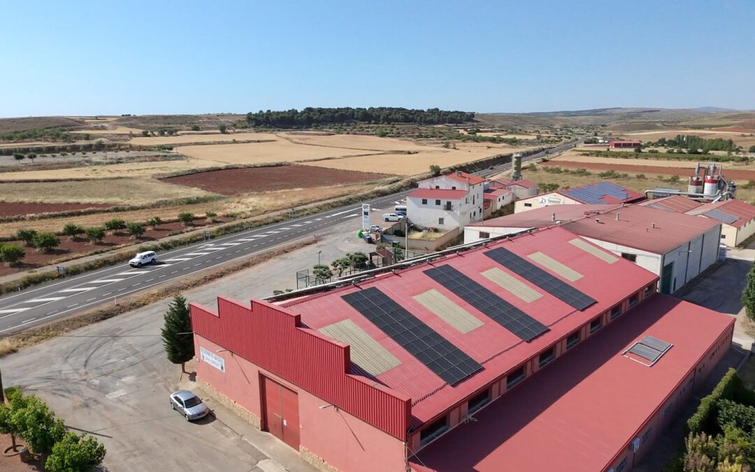 Instalación solar de autoconsumo con excedentes en Montalbán (Teruel)