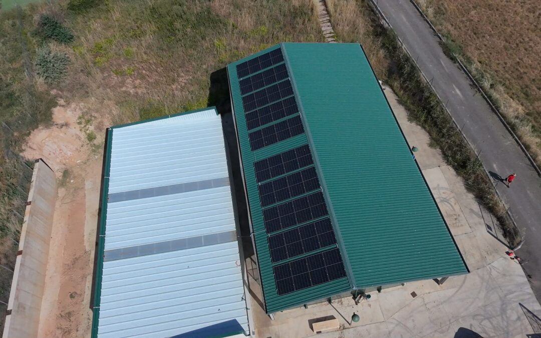 Instalación solar de autoconsumo con excedentes en Plou (Teruel)