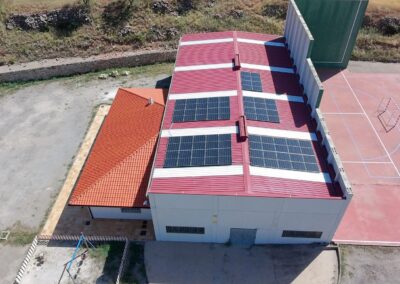 Instalación solar de autoconsumo con excedentes en Maicas (Teruel)