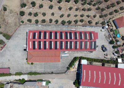 Instalación fotovoltaica de 109,62 kWp para autoconsumo industrial en CEP Mármoles Jiménez (Cáceres)